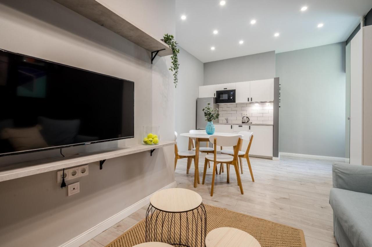 A13- Quality Apartments, Best Location. By Bqa Apartament *